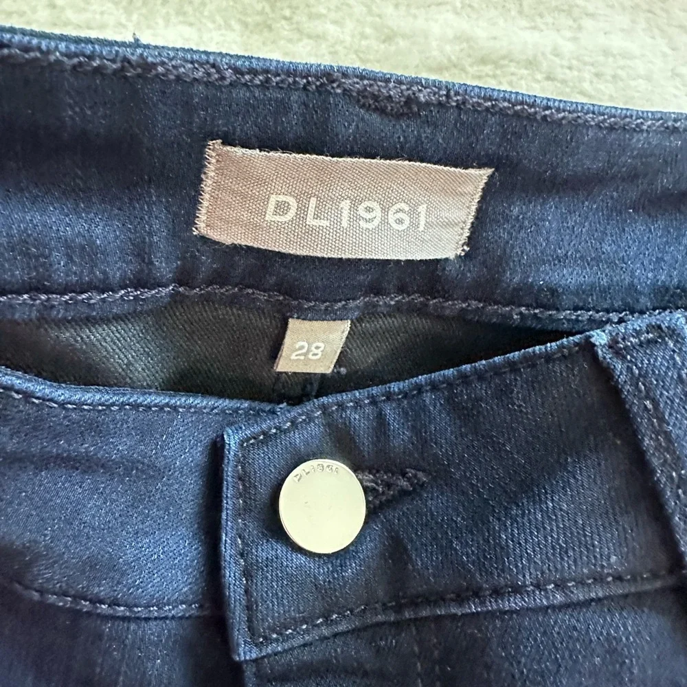 DL1961  Dark Blue Jeans - Picture 6 of 11